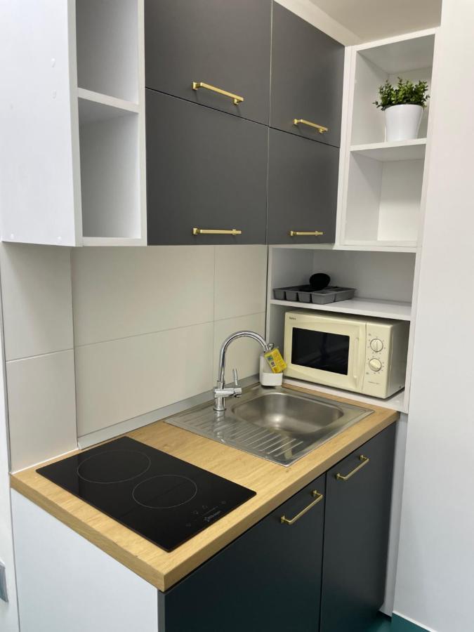 בוקרשט Metropole Apartments Studio City מראה חיצוני תמונה