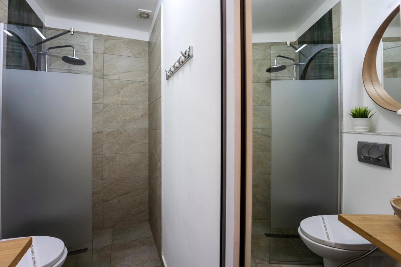 בוקרשט Metropole Apartments Studio City מראה חיצוני תמונה